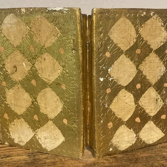 Antique Gold Gilt Florentine Wood Diptych Saint Francis Assisi A SIMPLE PRAYER - Picture 5 of 15